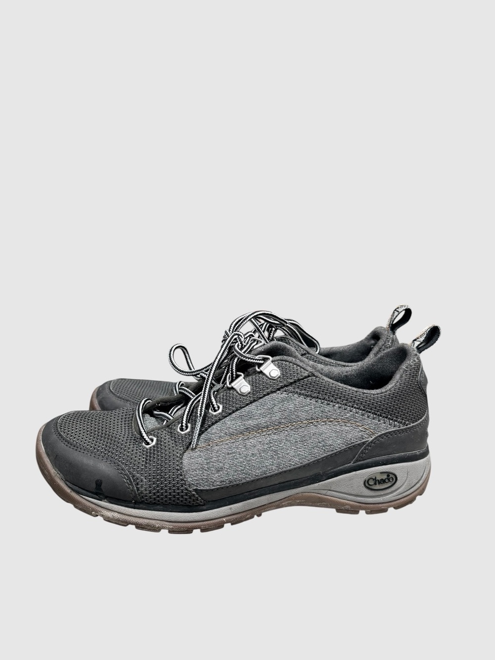 Chaco gray fabric lace up sneaker hiking boot